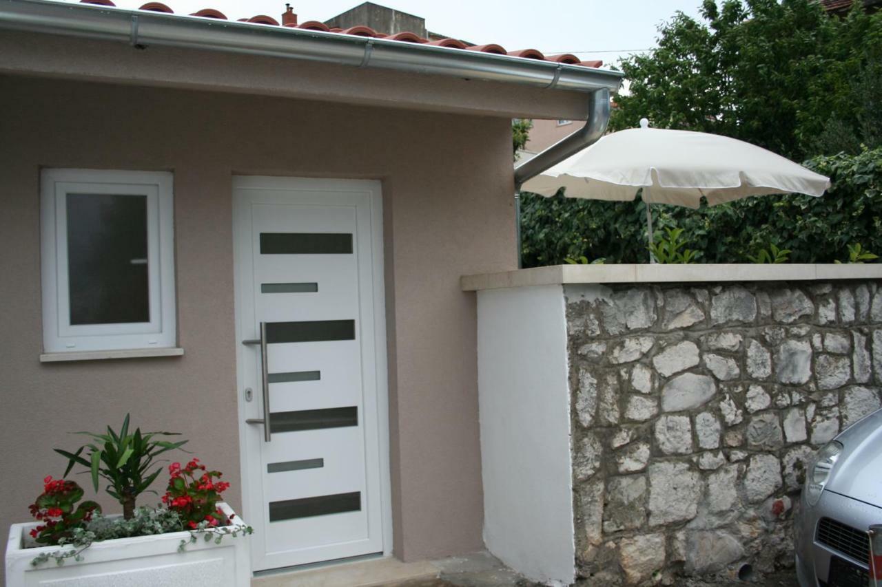 Room With Garden สปลิท ภายนอก รูปภาพ