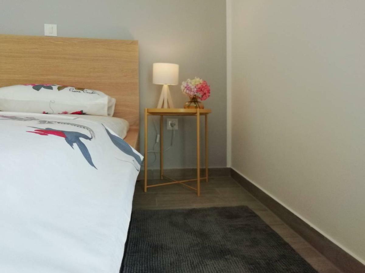 Room With Garden สปลิท ภายนอก รูปภาพ
